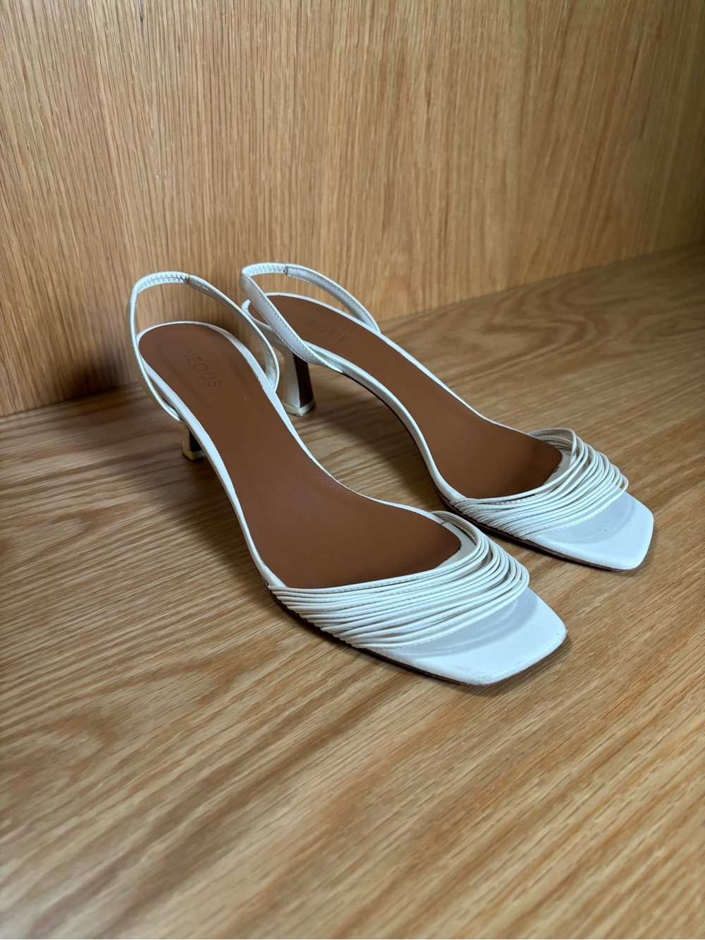 Neous Women's White Slingback Strappy Mid-Heel Sandals - Picture 5 of 5